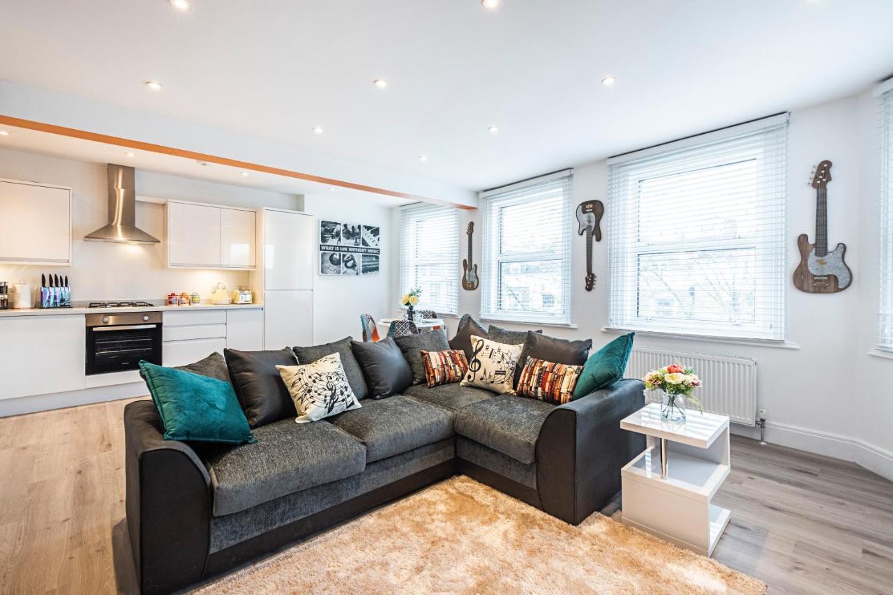 Cozy And Serene Brand-New Flat In Kilburn, London Apartment Luaran gambar